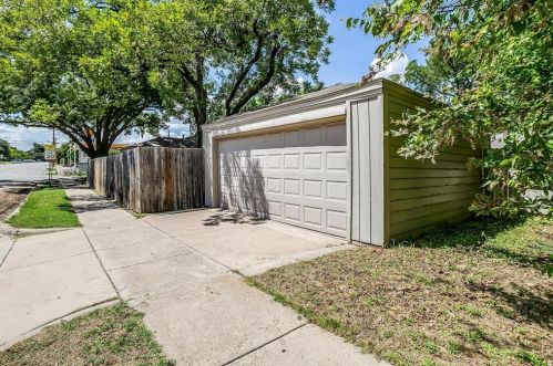 3623 Kell St, Fort Worth TX  76109-2817 exterior