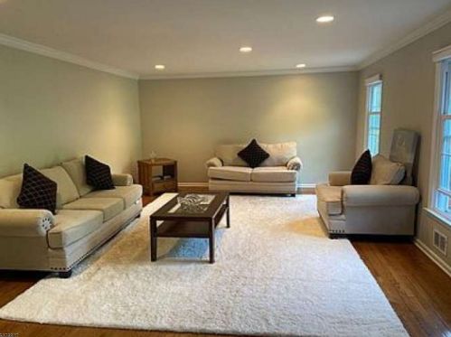 5 Rickland Dr, Dover, NJ 07869-4304