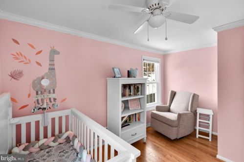 725 Silver Spring Ave, Silver Spring MD 20910-4616 exterior