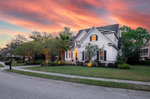 2145 Beckenham Dr, Mount Pleasant, SC 29466-9068