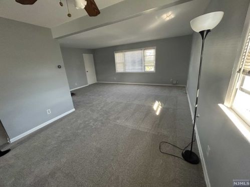 2 Park Ave, Paterson NJ  07506-1829 exterior