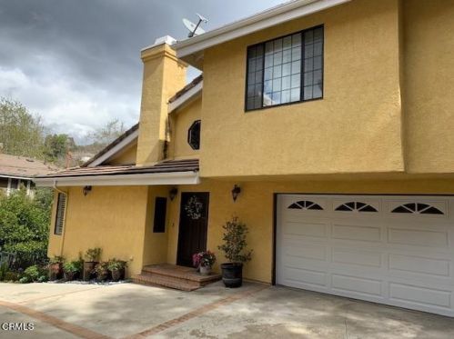 2036 Montecito Dr, Glendale, CA 91208-1824