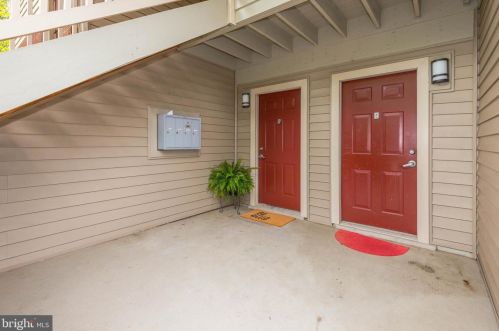 1791 Jonathan Way, Herndon, VA 20190-3538