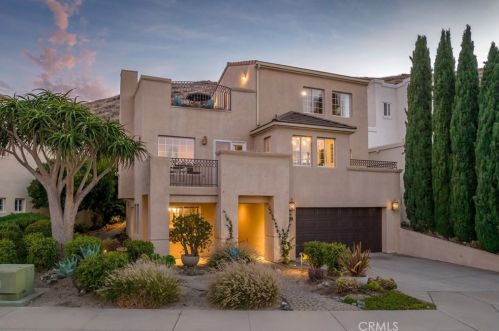505 Bluerock Dr, San Luis Obispo, CA 93401-5678