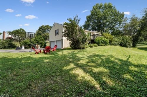 3 Sylvan Way, Hackettstown, NJ 07840-4151