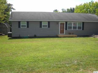 1727 Corral Ln, Dandridge, TN 37725-4451