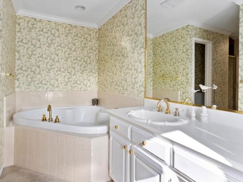 4344 Selkirk Dr, Fort Worth TX  76109-5043 exterior