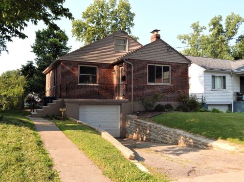 5529 Davies Pl, Cincinnati, OH 45227-1501