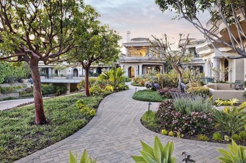 242 Date Ave, Carlsbad, CA 92008-7429