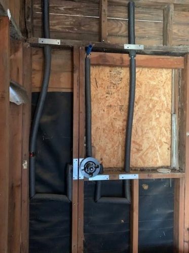 4819 Sunshine Dr, Fort Worth TX  76105-4364 exterior