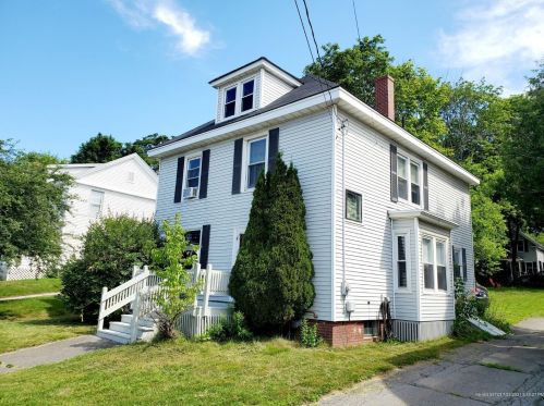 74 State St, Brewer, ME 04412-1910