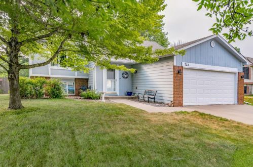733 108th Ave, Minneapolis, MN 55448-4319