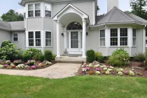 67 Brown Ave, Providence, RI 02911-1420
