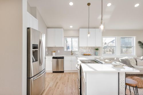 3251 Bannock St, Englewood CO 80110-2417 exterior