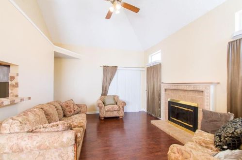 5612 Stone Meadow Ln, Fort Worth TX  76179-3734 exterior