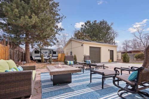 2718 Gaylord St, Denver CO  80205-4622 exterior