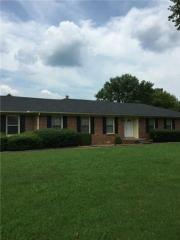 1140 Cranberry Dr, Murfreesboro, TN 37129-1640