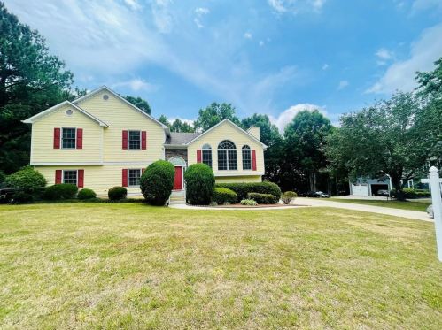 606 Springharbor Dr, Holly Springs, GA 30188-6042