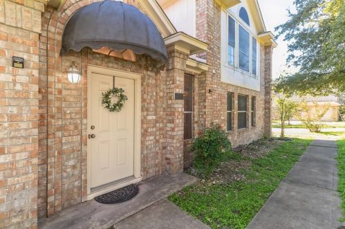 7801 Callbram Ln, Austin TX  78736-3111 exterior