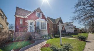 5447 Laporte Ave, Chicago, IL 60630-1529