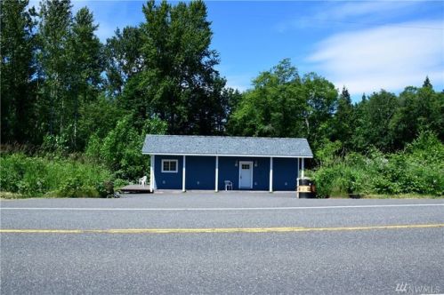 3922 Grandview Rd, Ferndale WA  98248-8703 exterior