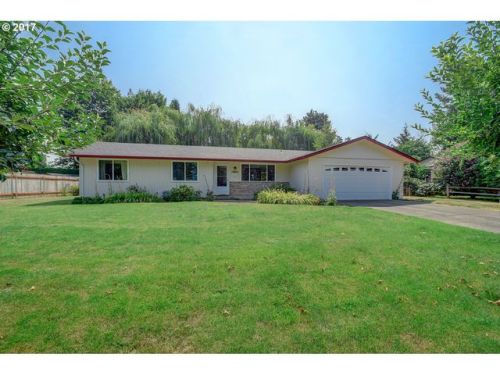 10021 Oakhurst Dr, Vancouver, WA 98662-7587