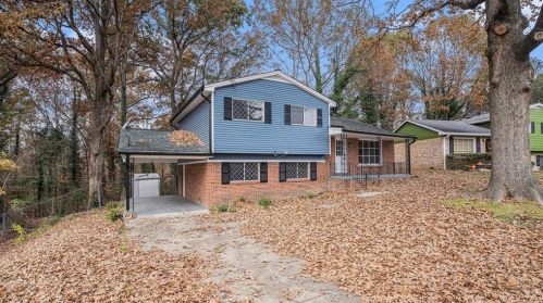 792 Magna Carta Dr, Atlanta GA  30318-6058 exterior