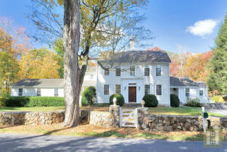 94 Godfrey Rd, Weston, CT 06883-1337