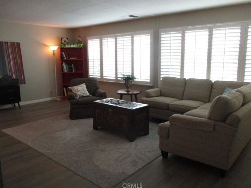 16222 Monterey Ln, Huntington Beach CA  92649-2276 exterior