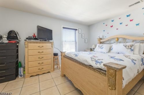 102 16th St, Paterson NJ 07524-2009 exterior