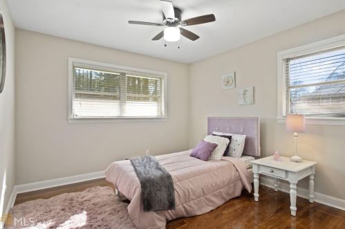 2248 Farley St, Atlanta GA  30344-2111 exterior
