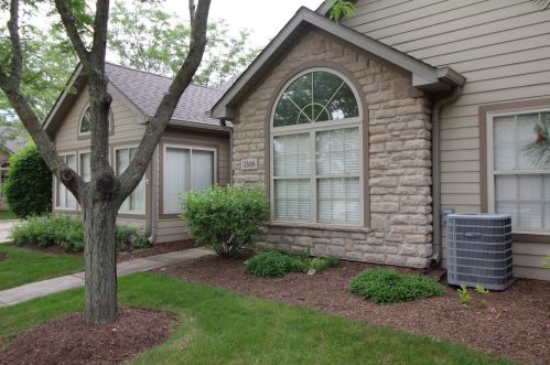 3308 Timbers Edge Cir, Joliet, IL 60431-1627