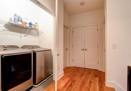 788 Mercer St, Atlanta GA  30312-3541 exterior