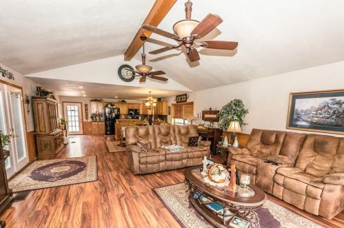 244 Nocona Dr, Nocona TX 76255-9264 exterior