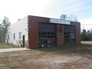 10298 General Mahone Hwy, Wakefield, VA 23888-2709