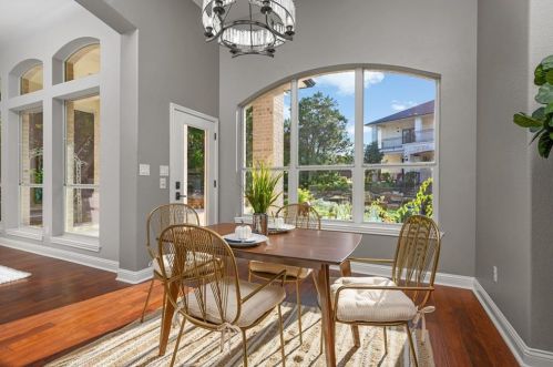 8009 Dark Vly Cv, Austin TX 78737-3520 exterior