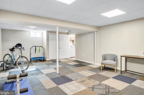 340 Revenoor Rd, Harpers Ferry WV exterior