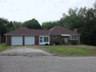 641 23rd St, Massillon, OH 44647-5369