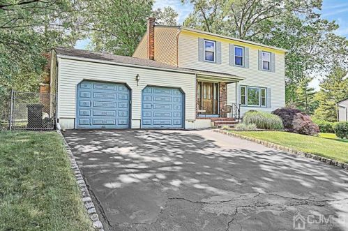 19 Zirkel Ave, Piscataway, NJ 08854-5713
