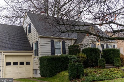 326 Sylvan Ave, Gloucester, NJ 08030-1658