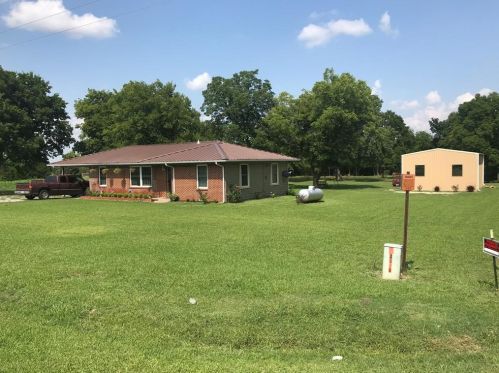 2705 Highway 34, Greenville, TX 75401-1759