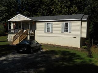 5042 Glen Tara Dr, Midlothian VA  23112-2847 exterior