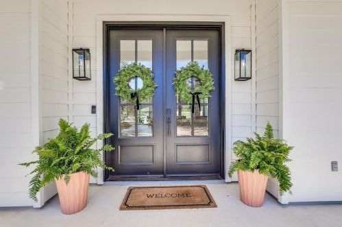 106 Graystone Ln, Georgetown, TX 78633-9562