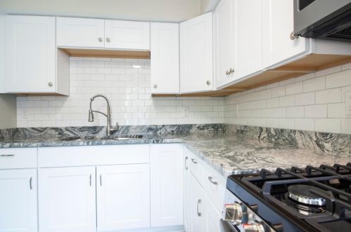 5218 Charloe St, Cincinnati OH  45227-1034 exterior