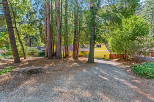 650 Dickinson Ave, Ben Lomond, CA 95005-9512