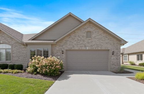11821 Tower Bridge Dr, Mokena, IL 60448-1985