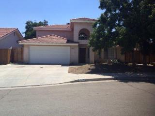 5585 Mesa Ave, Fresno, CA 93722-3170