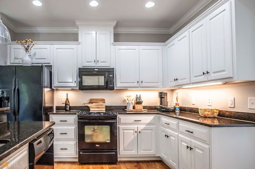 2070 Sycamore Cir, Watkinsville, GA 30677-1680