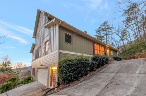 379 Buckeye Trl, Big Canoe, GA 20406-5646