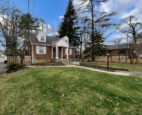 1615 Clio Ave, Cincinnati OH  45230-1812 exterior